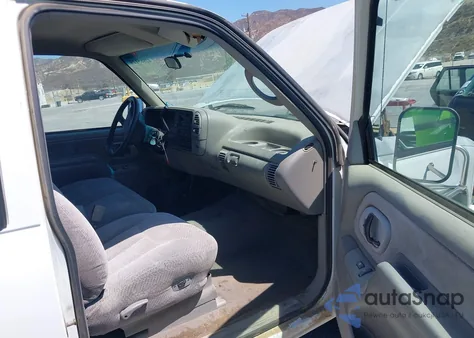 1995 Chevrolet Gmt-400 C2500 z USA, uszkodzony, nr VIN 1GCGC29NXSE208635